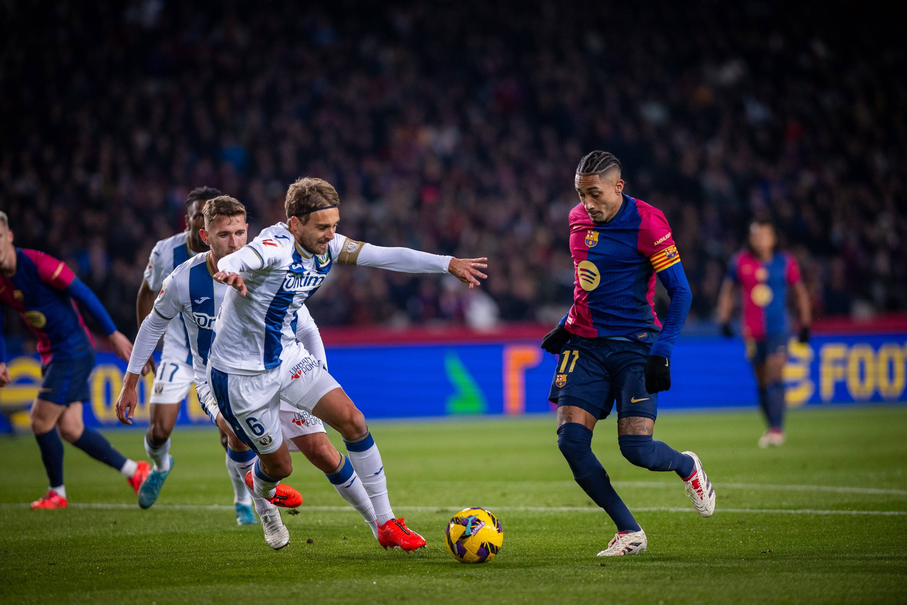 杏彩体育地址-世界级足球大赛中球员状态火爆(世界级足球大赛中球员状态火爆的是谁)