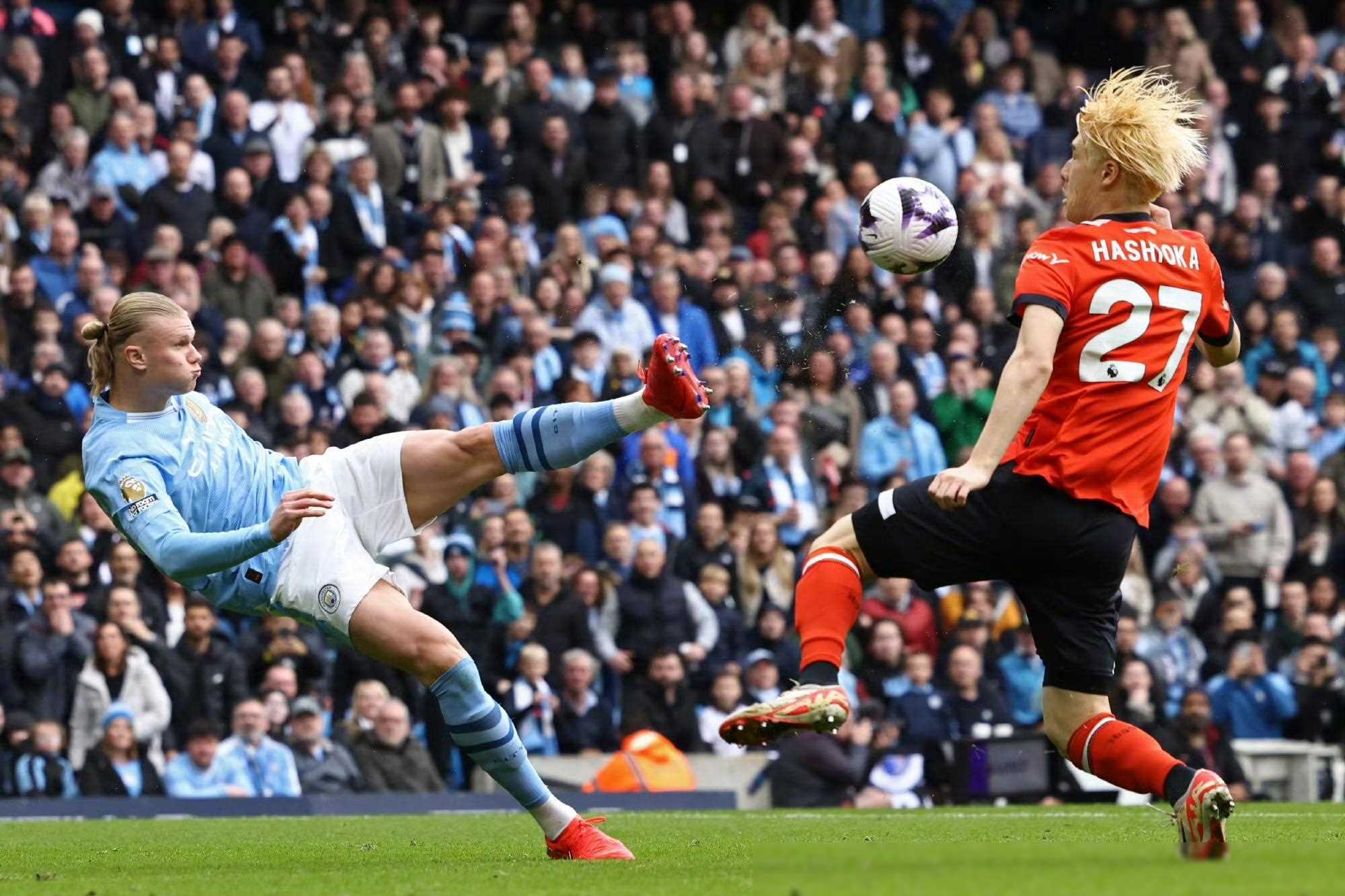 意甲升班马雷吉纳在比赛中展现斗志,争取更多胜利(马格纳雷拉) 意甲升班马雷吉纳在比赛中展现斗志,争取更多胜利(马格纳雷拉)