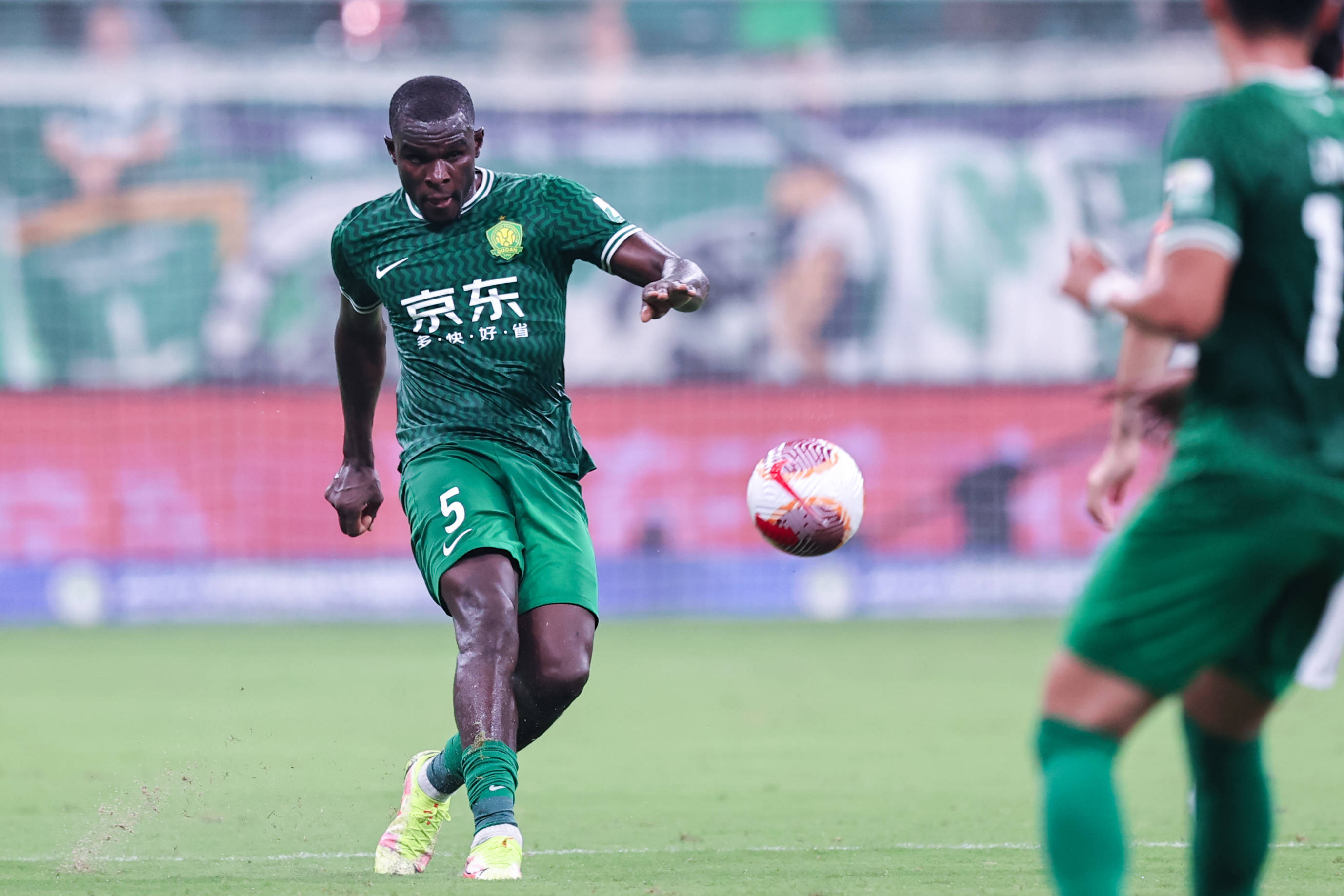 杏彩体育下载-杭州绿城取得主场胜利，稳定排名中游的简单介绍