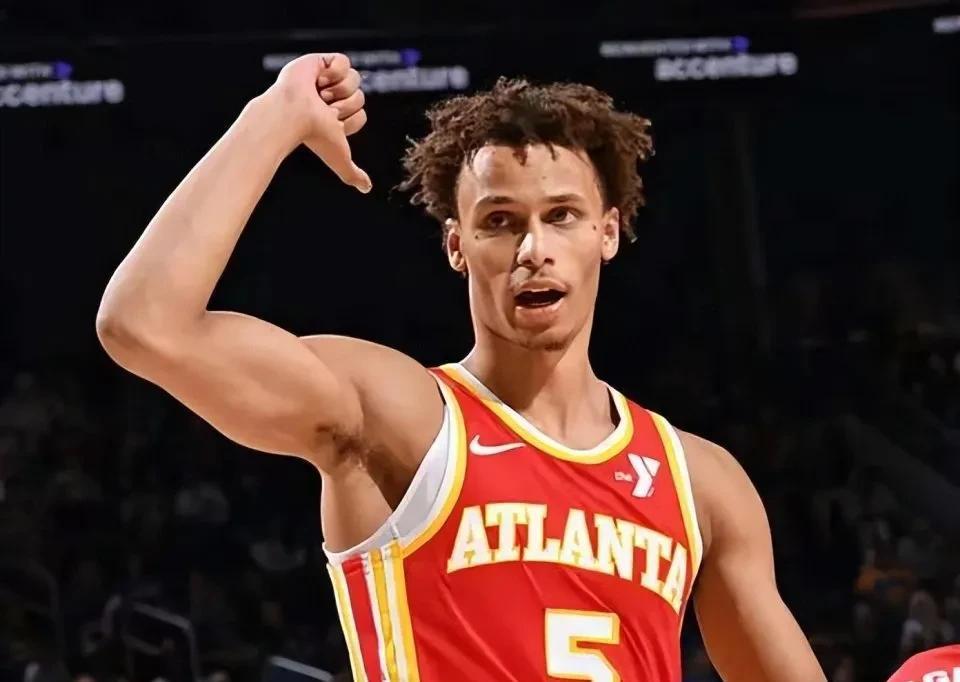 杏彩体育网页版登录入口-快船客场轻松击败老鹰，取得四连胜稳居西部第一的简单介绍