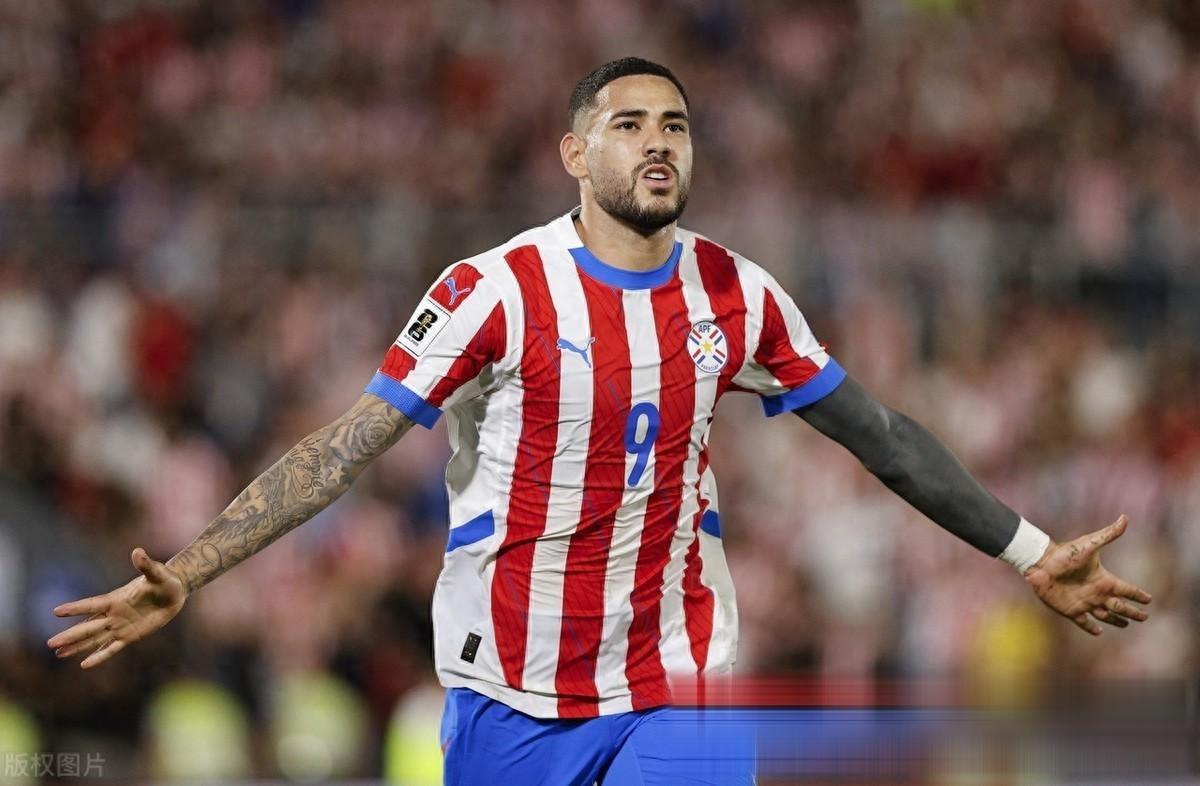 巴拉圭门将在欧洲赛场上保护球门如铜墙铁壁的简单介绍