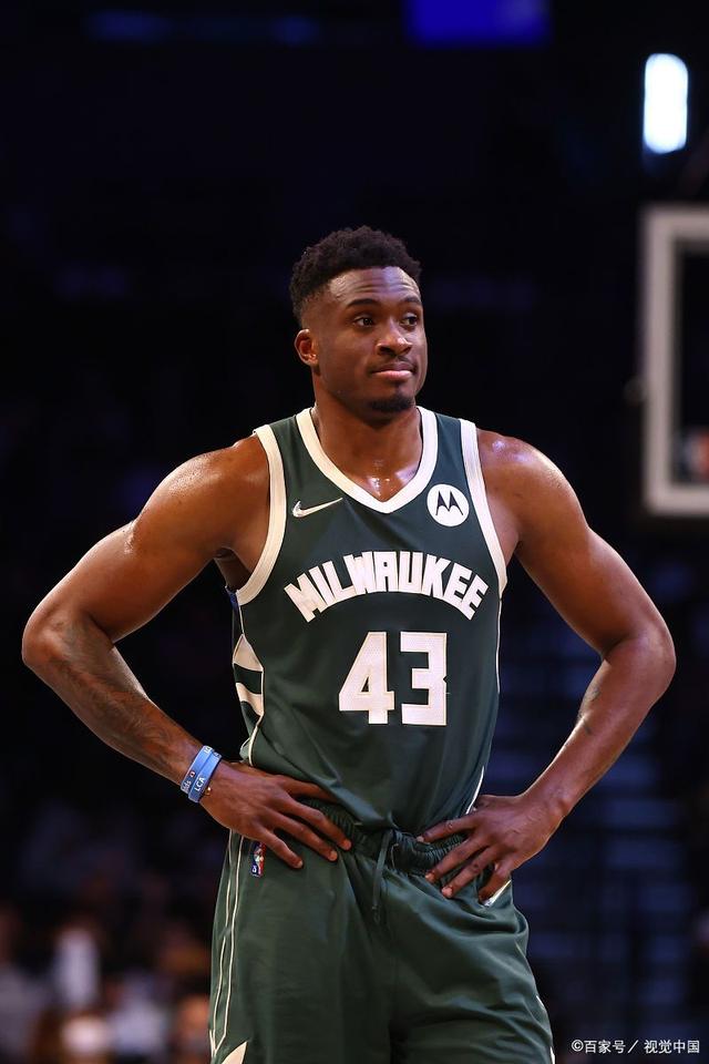 雄鹿主帅安特托孔波激励球队,力争进季后赛的简单介绍 雄鹿主帅安特托孔波激励球队,力争进季后赛的简单介绍