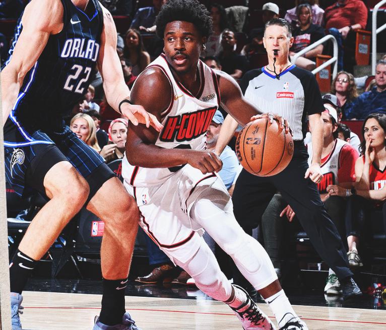 包含帕楚里亚斯独砍分火箭大胜太阳的词条