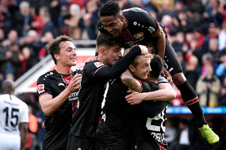 杏彩体育亚洲官网-沙尔克迎战勒沃库森，争夺胜利