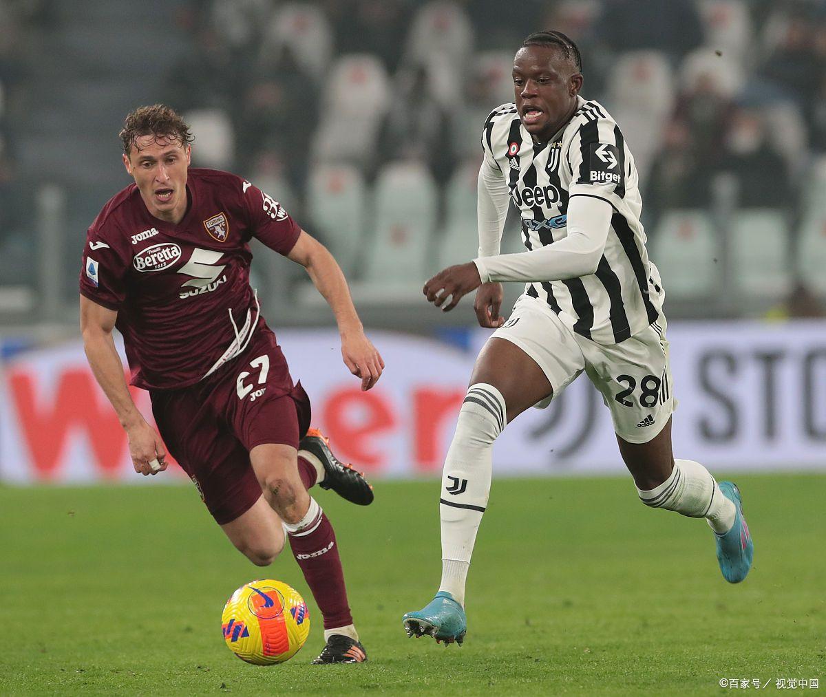 杏彩体育地址-尤文图斯客场遭逆转，后防漏洞频现难以守住比分