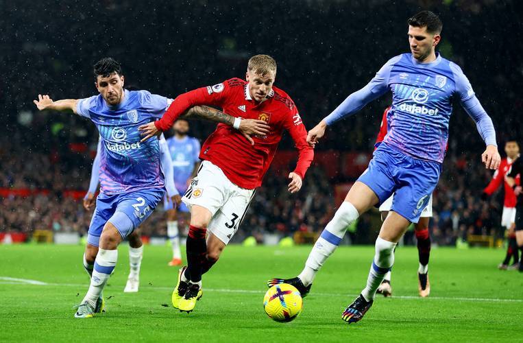 杏彩体育官方登录入口-关于伯恩利坚决挽回颓势球队寻求突破的信息