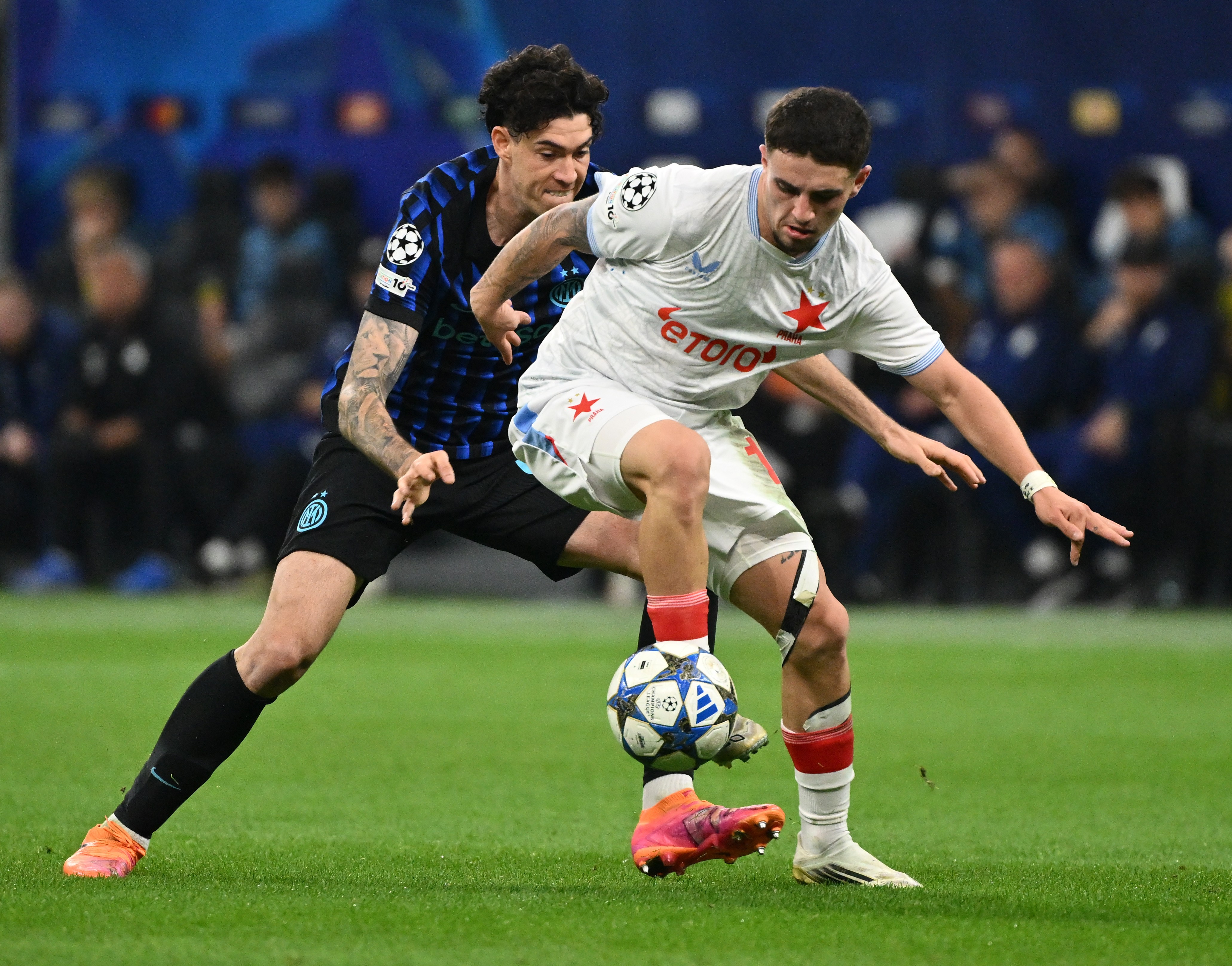 杏彩体育官网入口-最新一场国际足球比赛引发热议